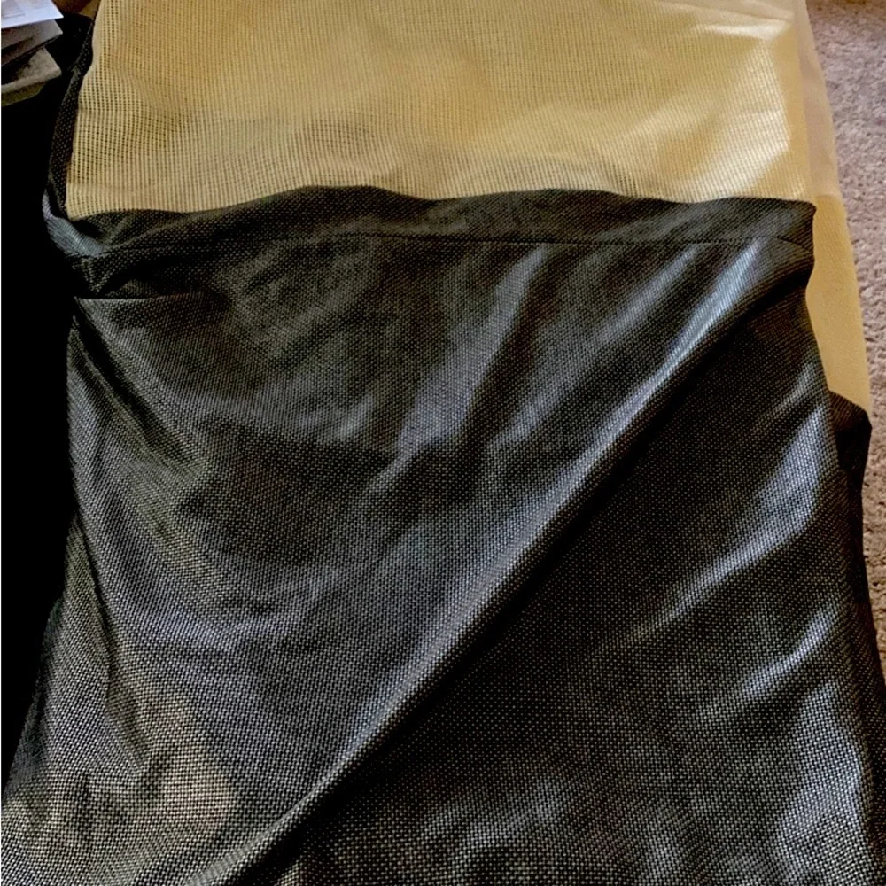 Bed skirt full size